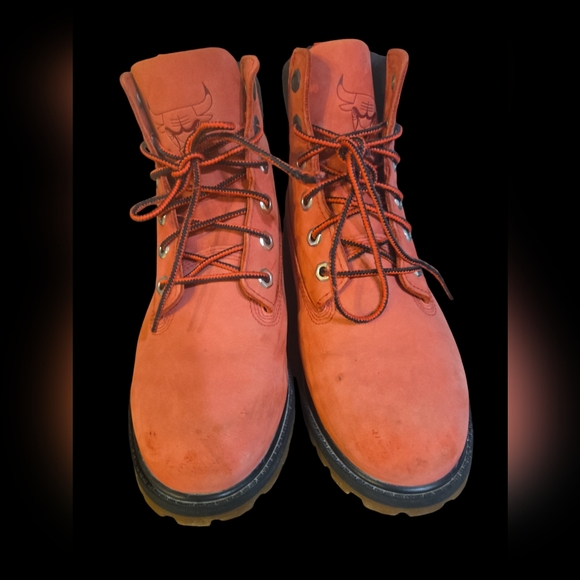 Girls Timberland NBA edition boots - Picture 3 of 3